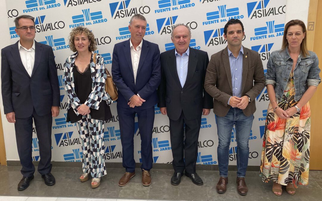 El conseller Climent destaca el acierto de la EGM Fuente del Jarro al apostar por la energía compartida a través de su Comunidad Energética Local